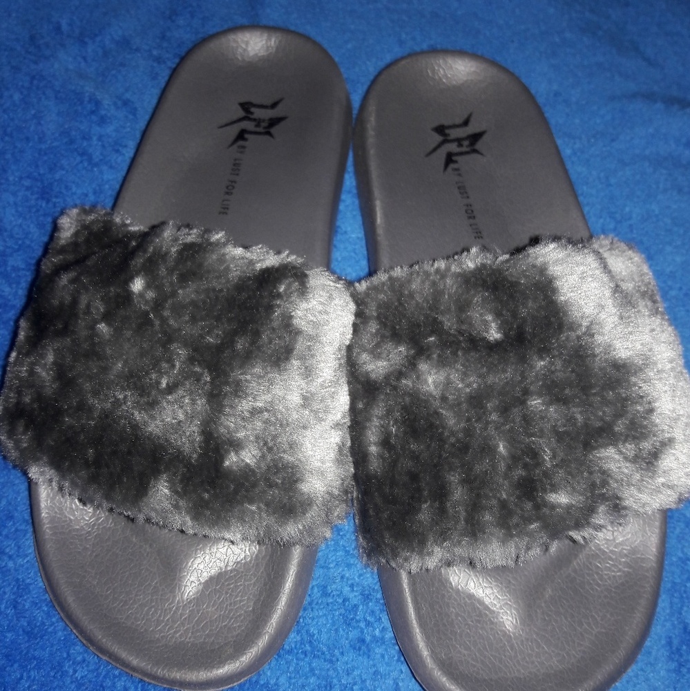 Platinum grey furry slippers